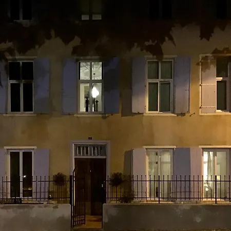 No.7 D'hote Frühstückspension *